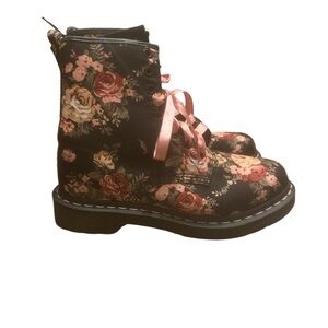 Doc Martens 1460 Black Pink Rose Floral Canvas Combat Boots US Size 7